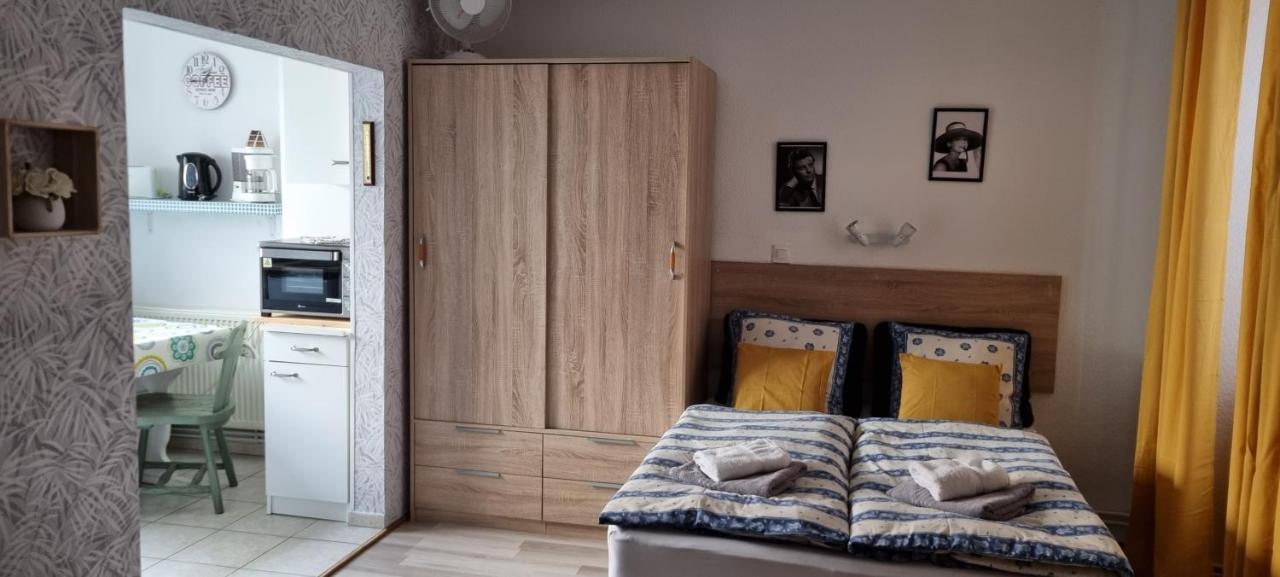 1 Rue Des Romains Studio Meuble Clauss Нидербронн-ле-Бен Экстерьер фото